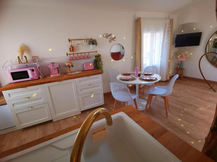Casa Rosa, Un Petit Cocon Catalan Villa Ortaffa Luaran gambar